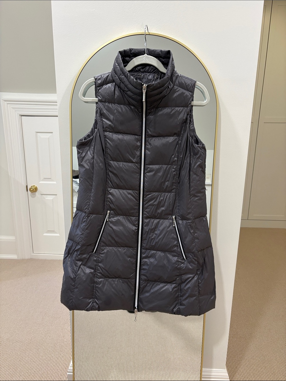 Sleeveless Puffer Vest Coat - Black